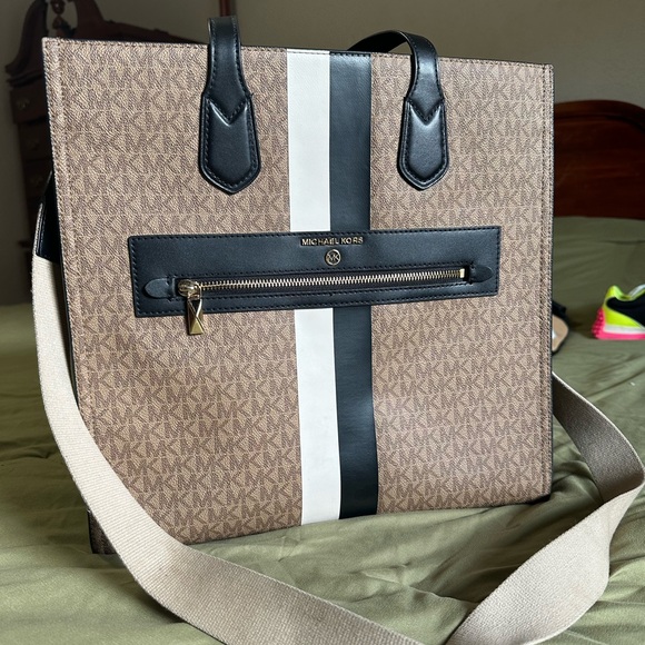 Michael Kors Tan and Black Tote with White Stripe - Picture 1 of 3